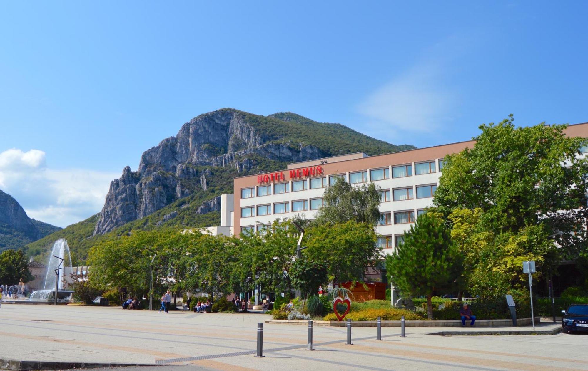 Hemus Hotel - Vratza Vratsa Exterior foto