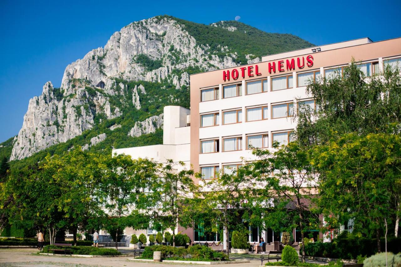 Hemus Hotel - Vratza Vratsa Exterior foto